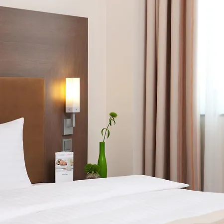 Intercityhotel Szálloda