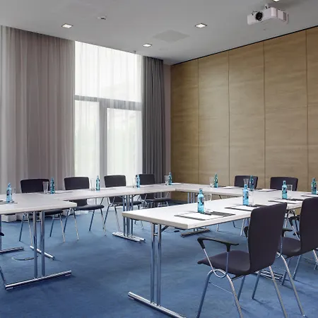 Szálloda Intercityhotel Lipcse